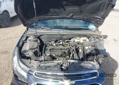 2015 Chevrolet Cruze 1Lt Auto из США, поврежденный, VIN 1G1PC5SB0F7203965